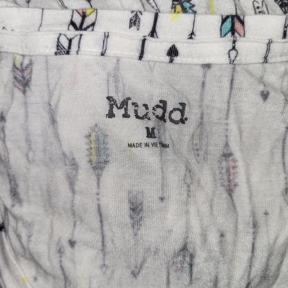Arrow V-Neck Tee by Mudd - Picture 11 of 14